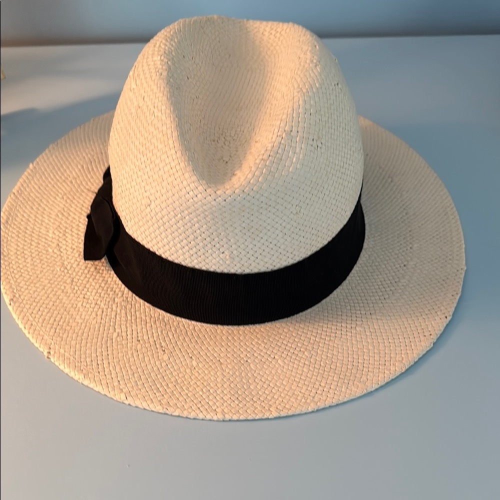 Saks Fifth Avenue Cream Fedora with Black Band
